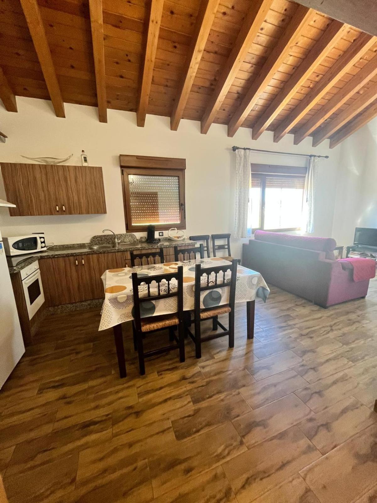 Casas Rurales Cuatro Valles Наредо-де-Фенар Экстерьер фото