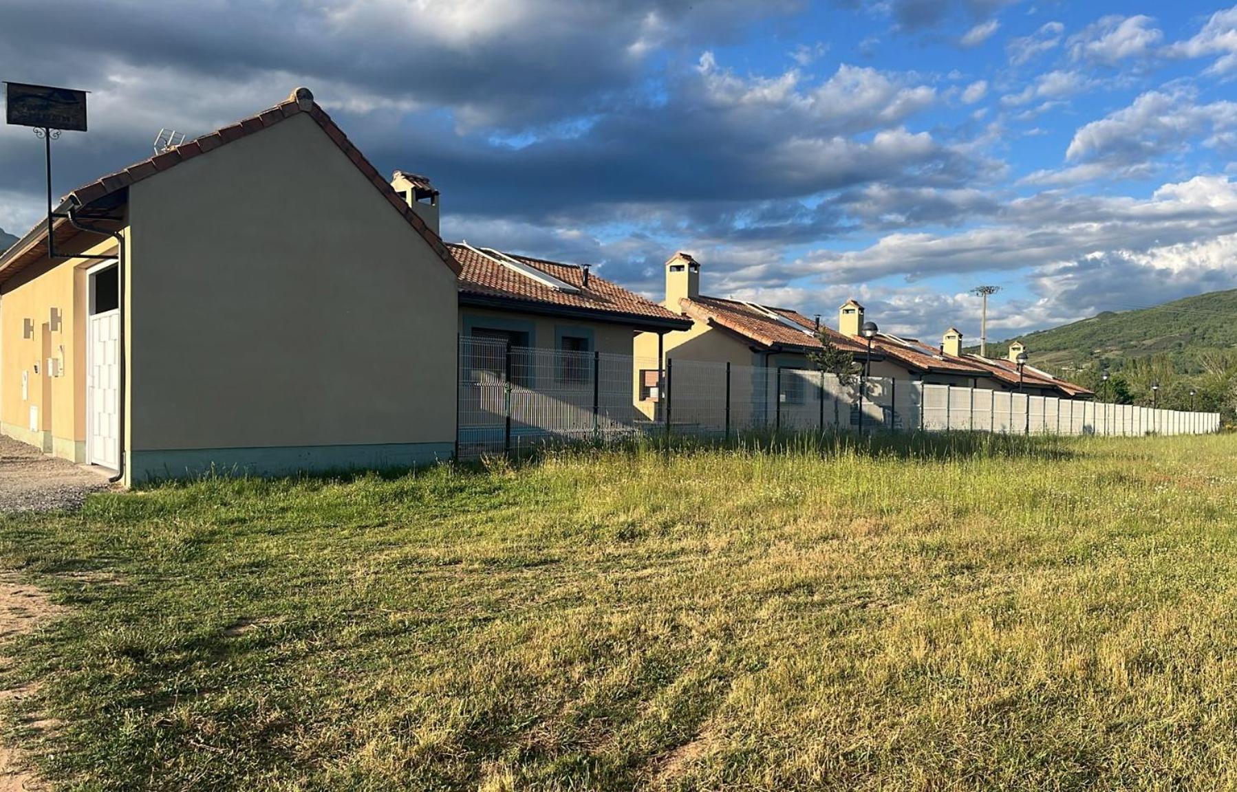 Casas Rurales Cuatro Valles Наредо-де-Фенар Экстерьер фото