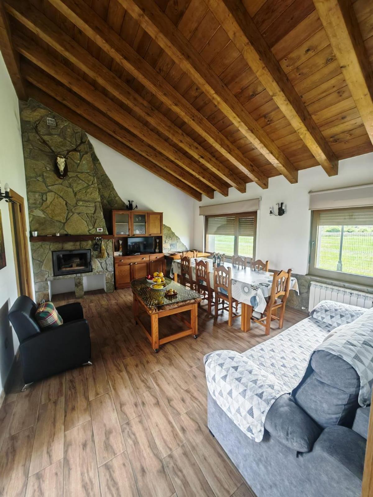 Casas Rurales Cuatro Valles Наредо-де-Фенар Экстерьер фото